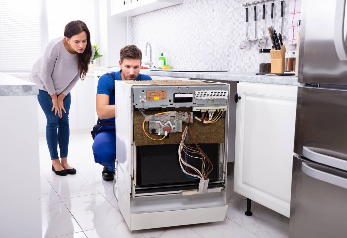 How to Save on Appliance Repairs: DIY Fixes vs. Professional Help