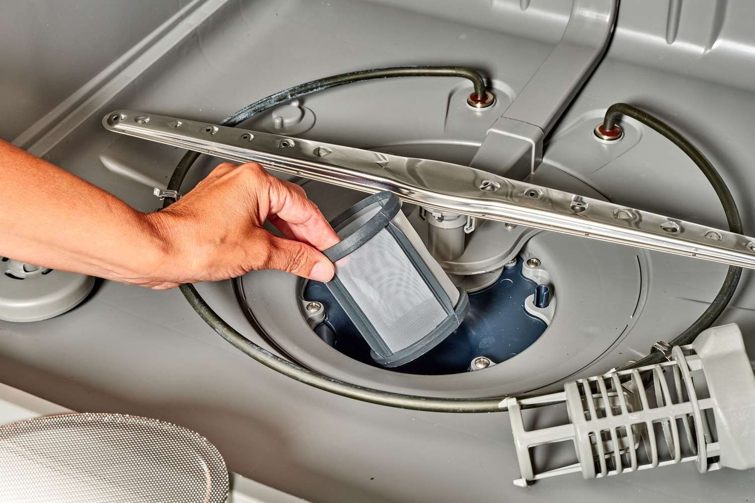 Why Your Dishwasher Isn’t Sanitizing Properly